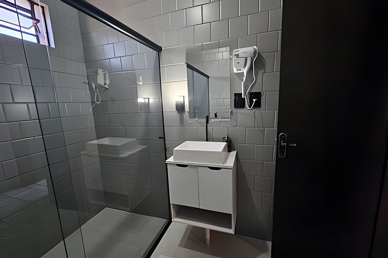 AP104 - Amplo AP no centro c/ AC