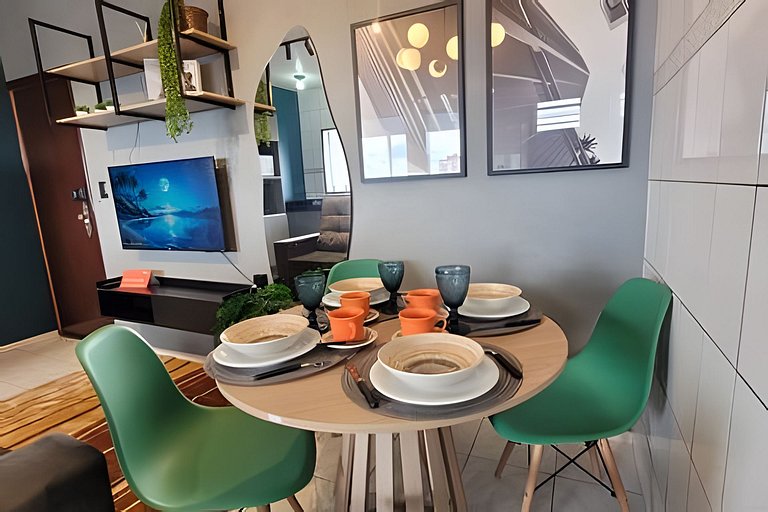 AP102 - Apartamento com AC no centro