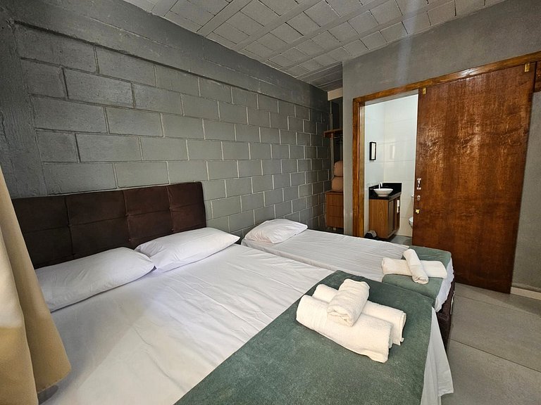 Res. Zille - Studio 102 - Completo com A/C